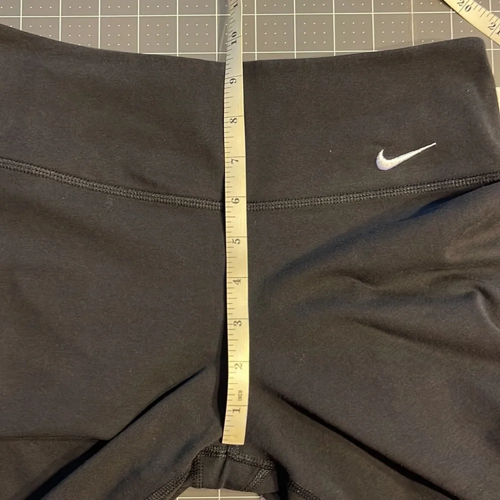 Nike Dri Fit crop leggings - Picture 6 of 6